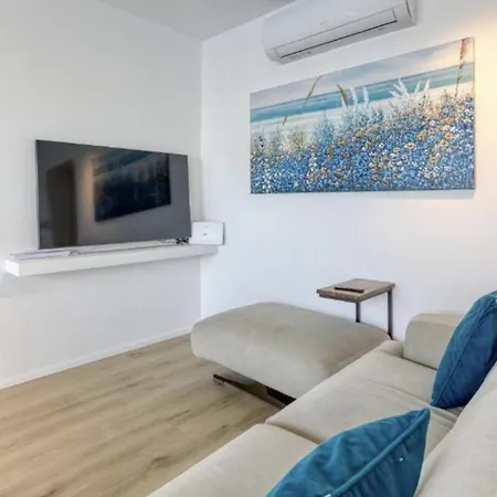 شقة Designer 2br With Panoramic Sea Views In St Pauls Bay خليج سانت بول