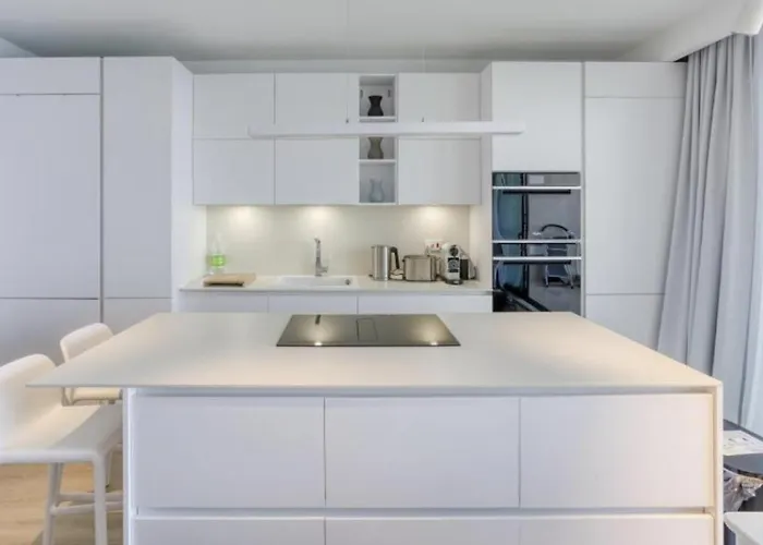 Designer 2br With Panoramic Sea Views In St Pauls Bay