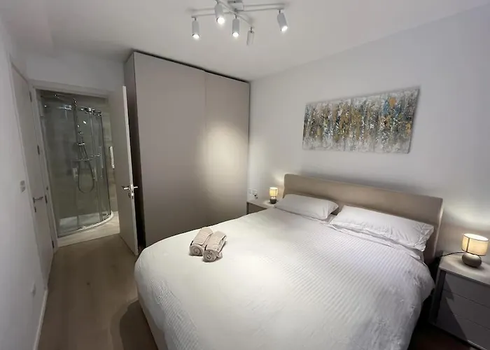 Designer 2br With Panoramic Sea Views In St Pauls Bay *